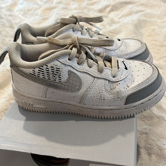 Nike Toddler AirForce Ones - Picture 4 of 8